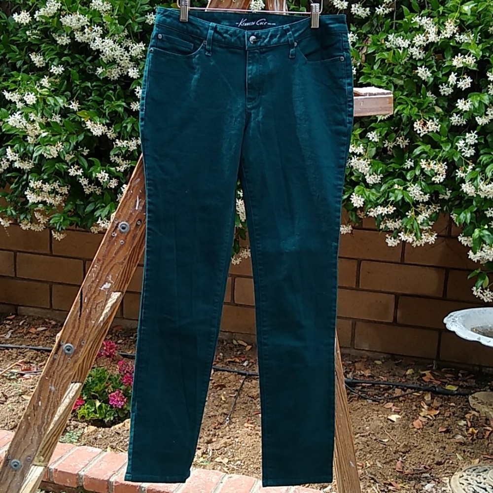 Kenneth Cole Green Skinny Jeans NWOT Size 31